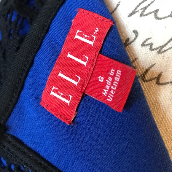 Blue dress with lace accent - Picture 5 of 5